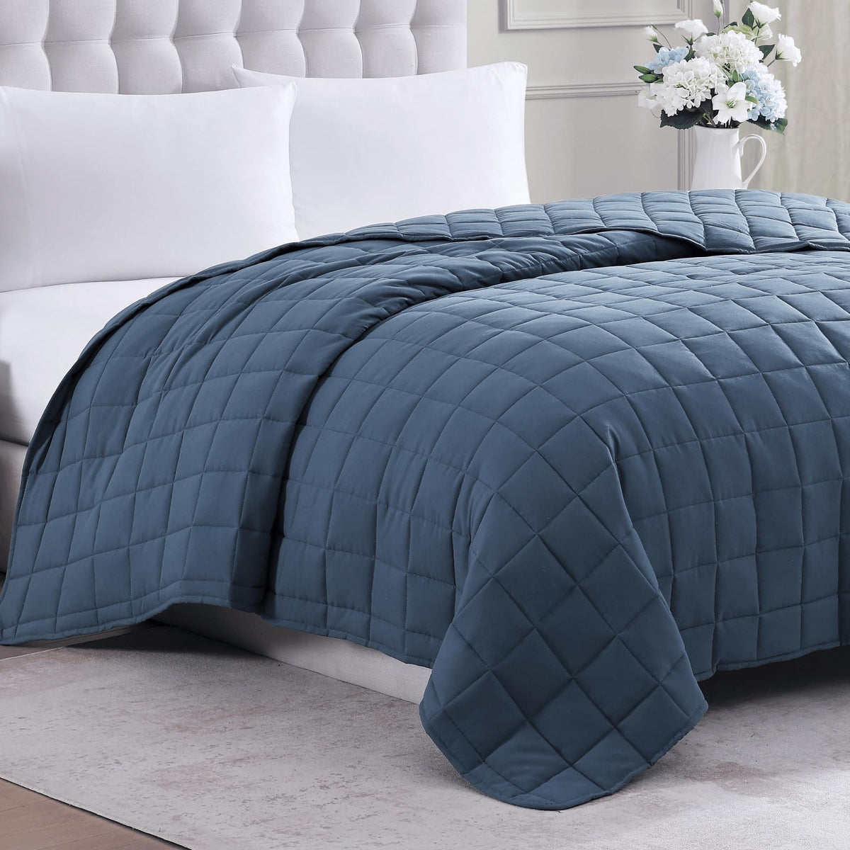 Casa Platino Pre-Washed Blanket Queen Size - Quilted Blanket - Lightweight Queen Size Blanket - All Season Queen Blanket - Microfiber Down Alternative Bed Blanket Queen Size - Estate Blue
