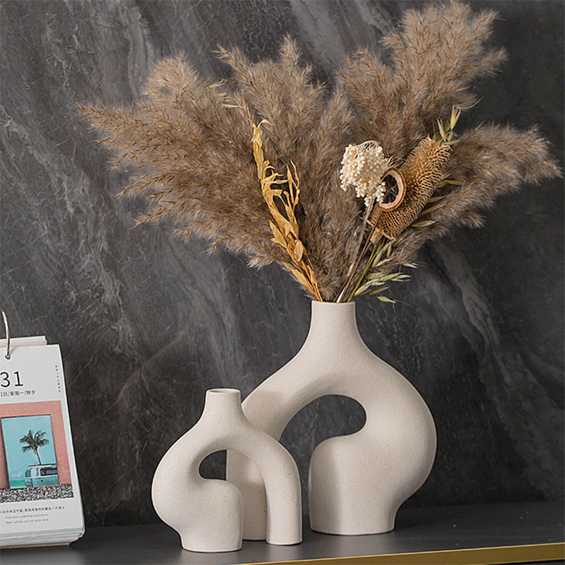 Nordic Ceramic Vase - Creative Home Decor for Dried Flowers